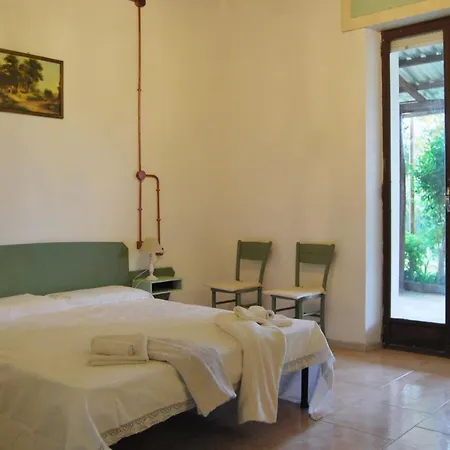 La Mela D'oro Uta